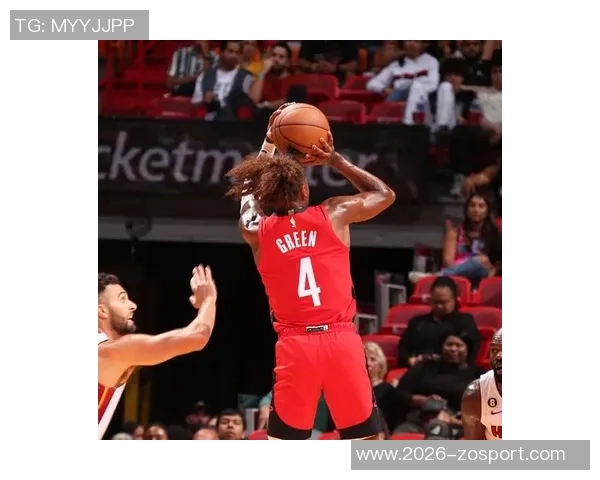 科塔全场拼搏表现出色16投7中贡献14分9板3助并抢下6个前场板