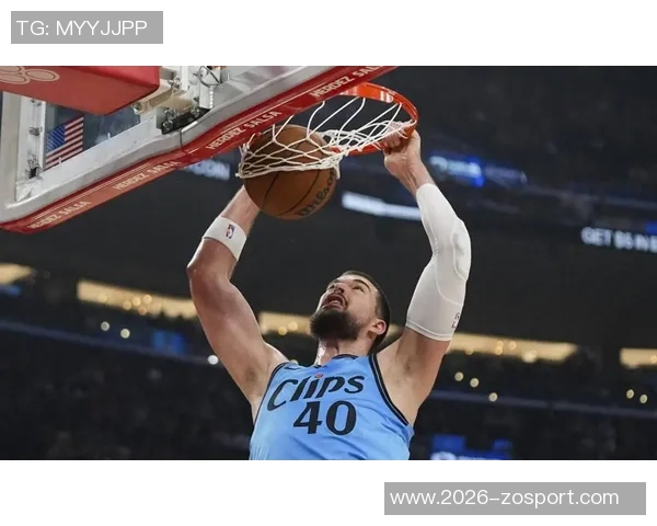 祖巴茨进攻受限难以发挥卢指导无奈回应包夹困境